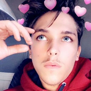 Meet your Posher, Joshua dalton